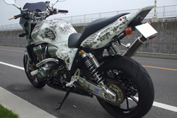 CB1300SF�^���N�@���}�@�G�A�u���V�@�J�X�^���y�C���g