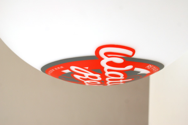 電球グローブ　球体ペイント　