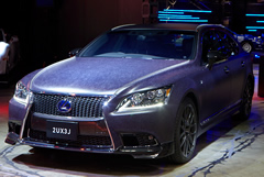 �Q�t�w�R�i