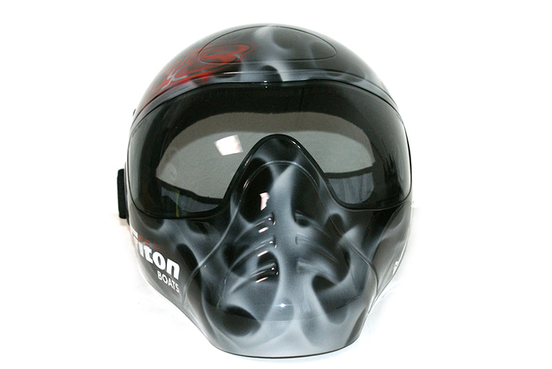   Triton フェイスプロテクター　 リアルフレイムス　スカルデザイン　　