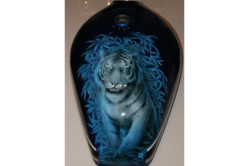 KAWASAKI ZEPHYR　虎図　　