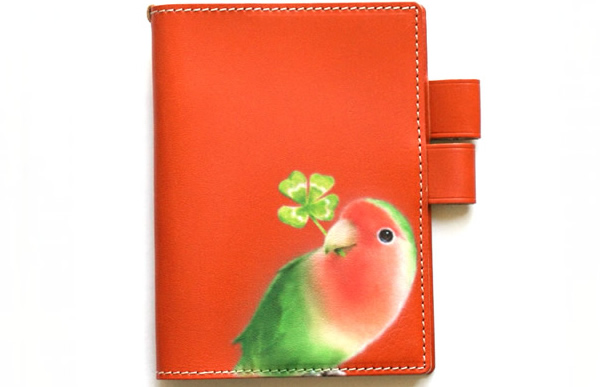 革の手帳カバー 　ペイントの施工例　