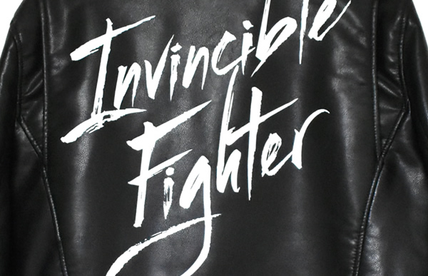 革ジャン　バックペイントの施工例　