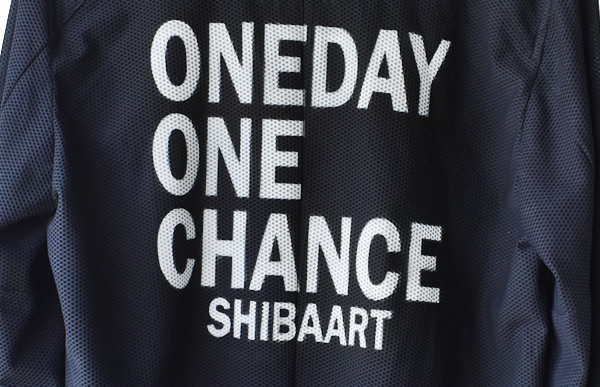 ナイロンとポリウレタン製
シングルライダースペイントの施工例　