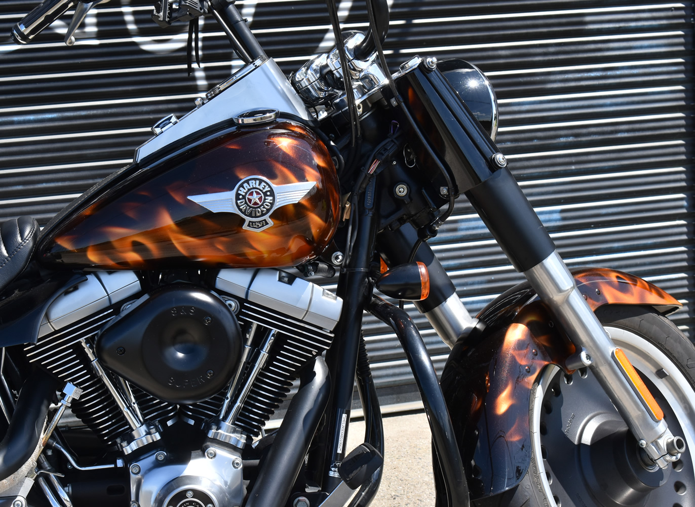   HARLEY DAVIDSON ファットボーイ リアルフレイムス　メタリックキャンディーオレンジ　　