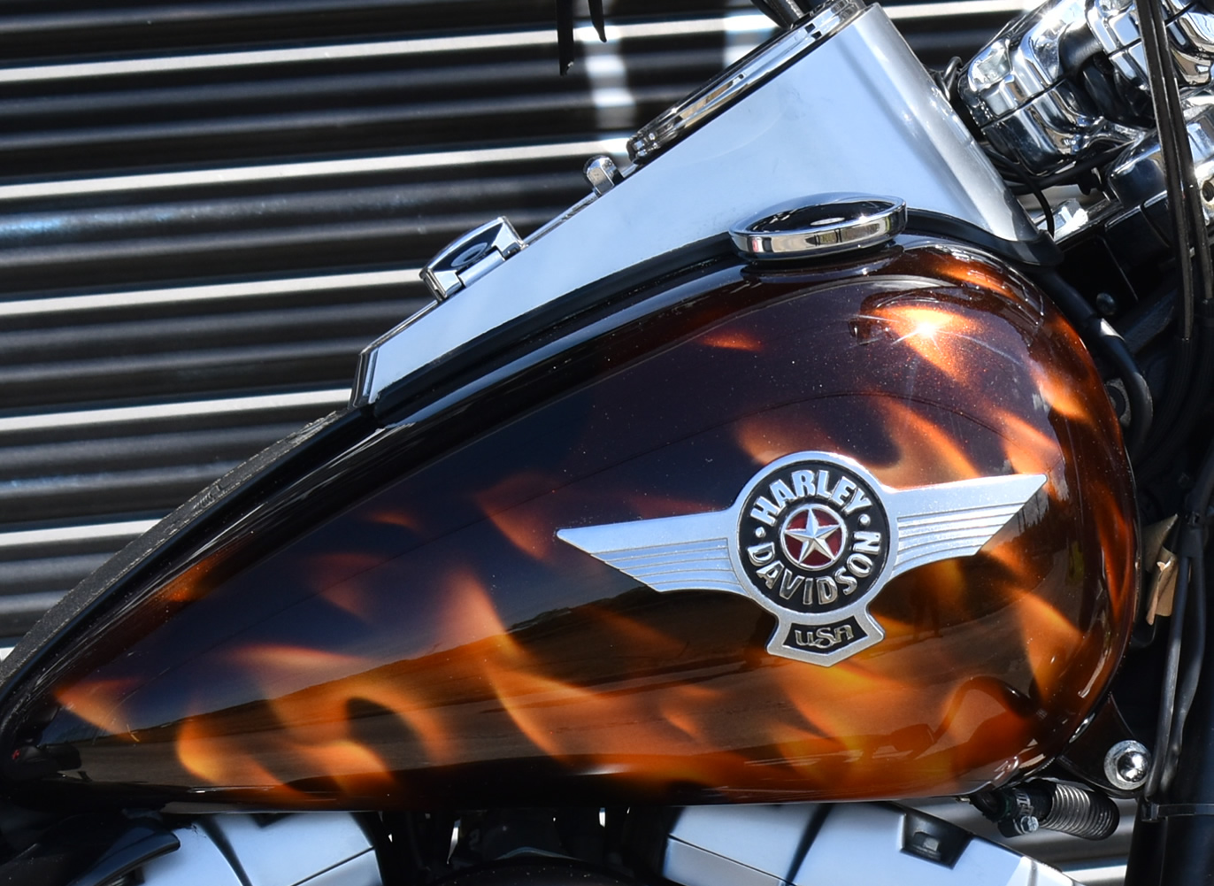   HARLEY DAVIDSON ファットボーイ リアルフレイムス　メタリックキャンディーオレンジ　