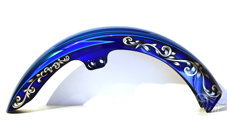 HONDA VT 1300CX
キャンディーグラフィックペイント＆リアルフレイムス®　　