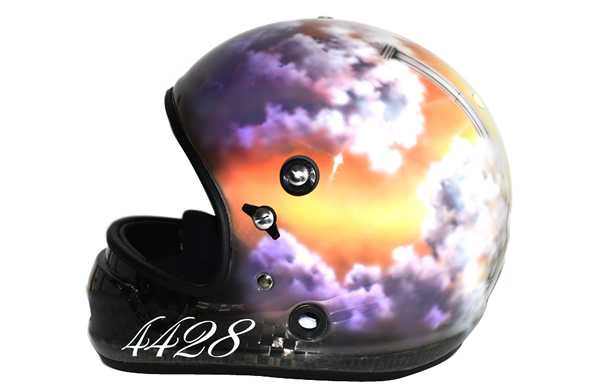 ボートレーサー　4428 有賀達也選手 ヘルメットカスタムペイントの施工例