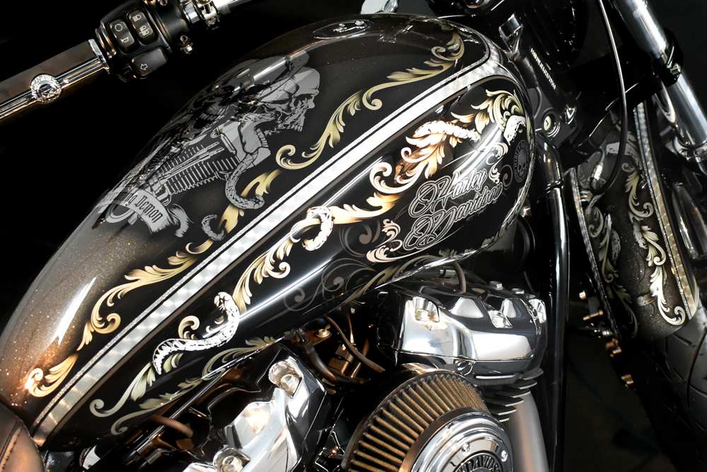  SHIBAART FXBRS　バロックとスカルデザインをベースにシルバーリーフ