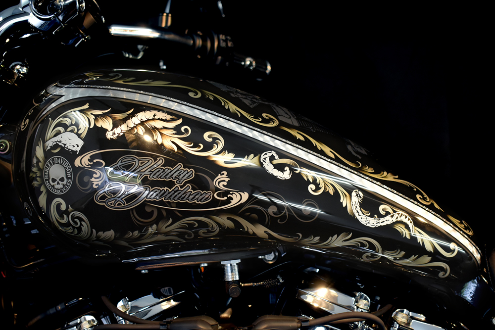 SHIBAART FXBRS　バロックとスカルデザインをベースにシルバーリーフ　