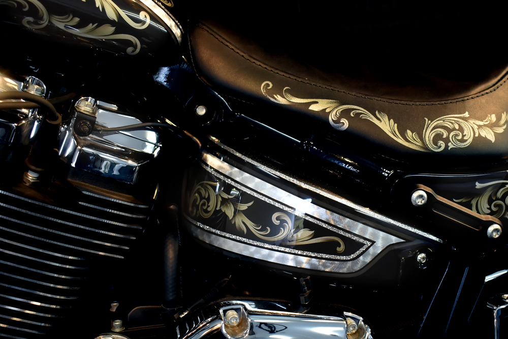 SHIBAART FXBRS　バロックとスカルデザインをベースにシルバーリーフ