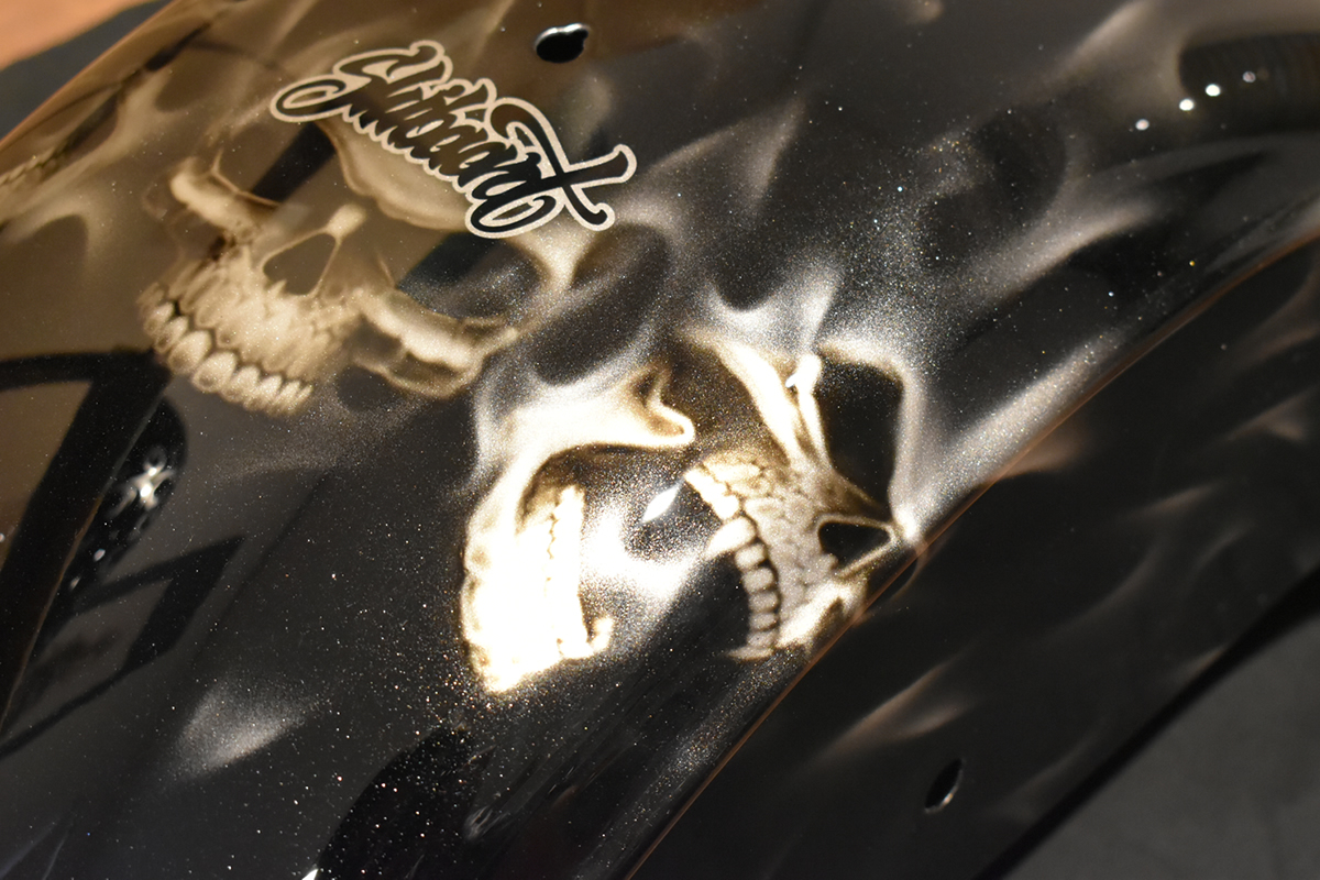   HARLEY DAVIDSON FXLRローライダー　2020 リアルフレイムス　　メタリックパープルグラデーション　　