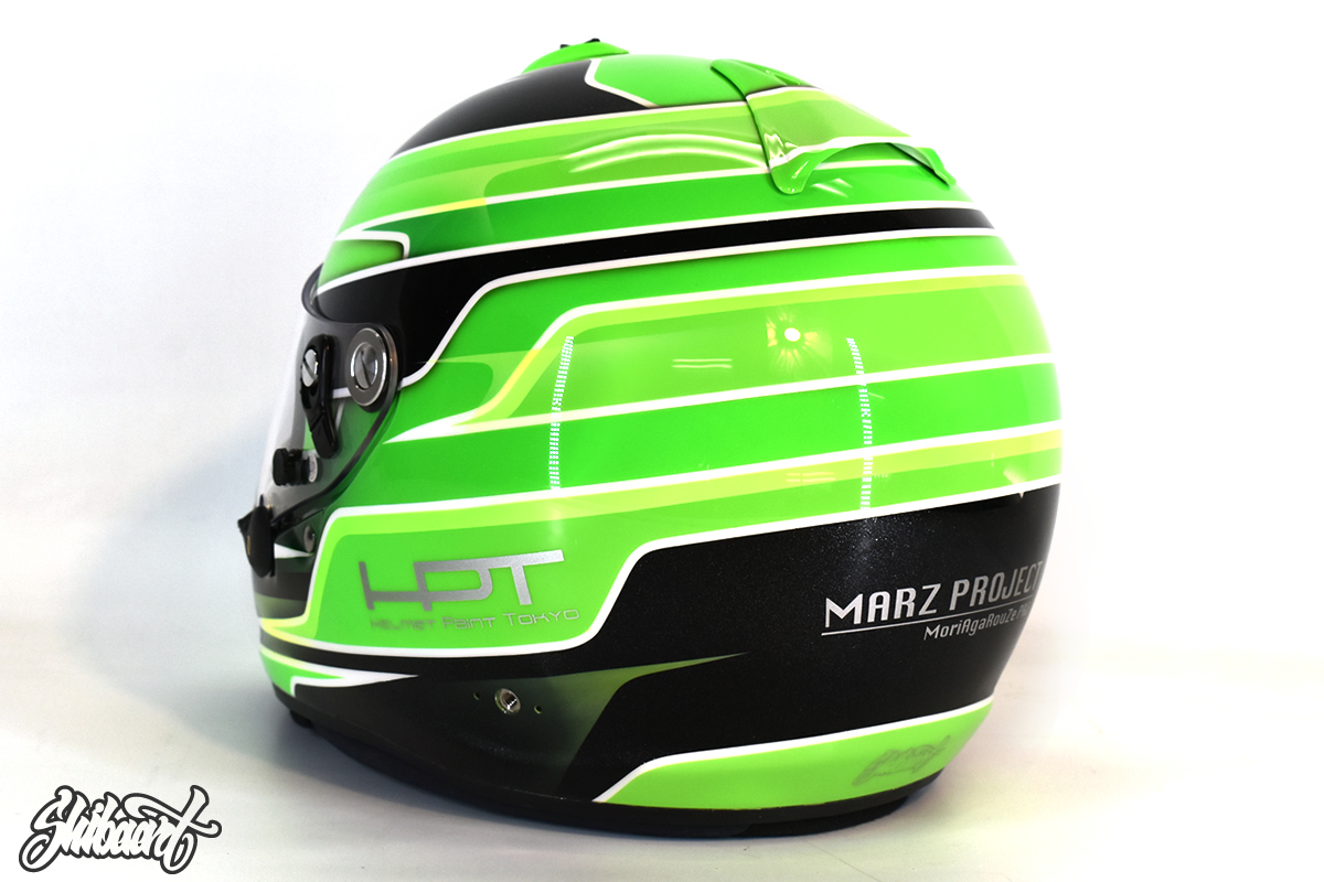 ARAI GP6 ヘルメットのカスタムペイント｜ライトグリーンとブラックのレーシングデザイン、ミニラメ入りの施工例
