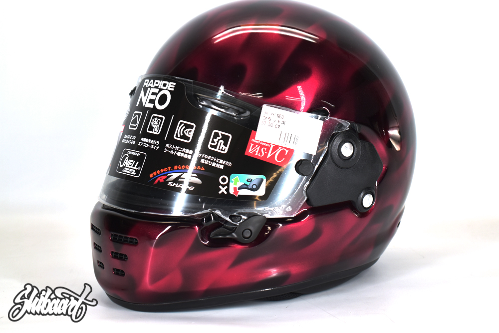 RAPAIDE NEO ヘルメット カスタムペイント｜メタリックのリアルフレイムスにキャンディーマゼンタカラーをコートし輝きを放つデザイン