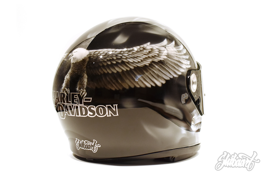 リアルフレイムスイーグルデザイン   SHOEIのヘルメット カスタムペイントの施工例３