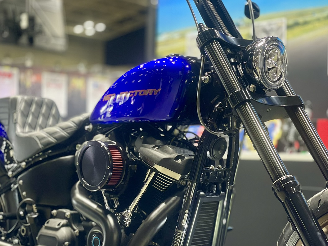 NEO　FACTORY YOKOHAMA HOT ROD CUSTOM SHOW 2024 キャンンディグラデーションペイント　