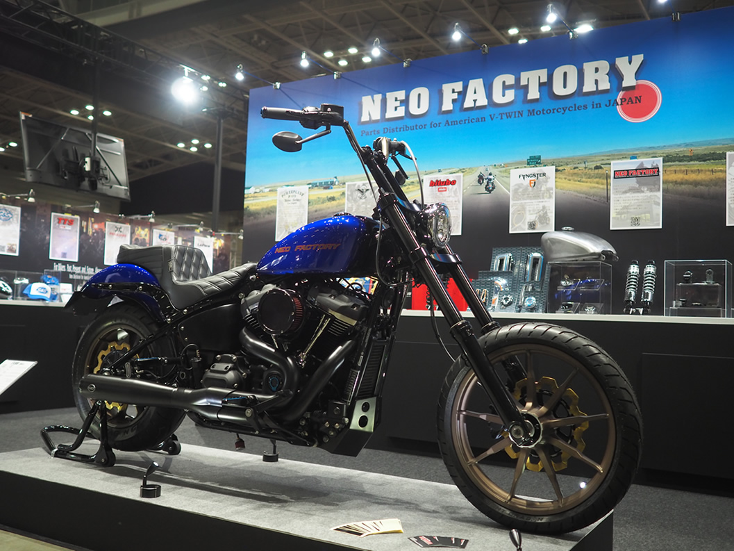 NEO　FACTORY YOKOHAMA HOT ROD CUSTOM SHOW 2024 キャンンディグラデーションペイント　