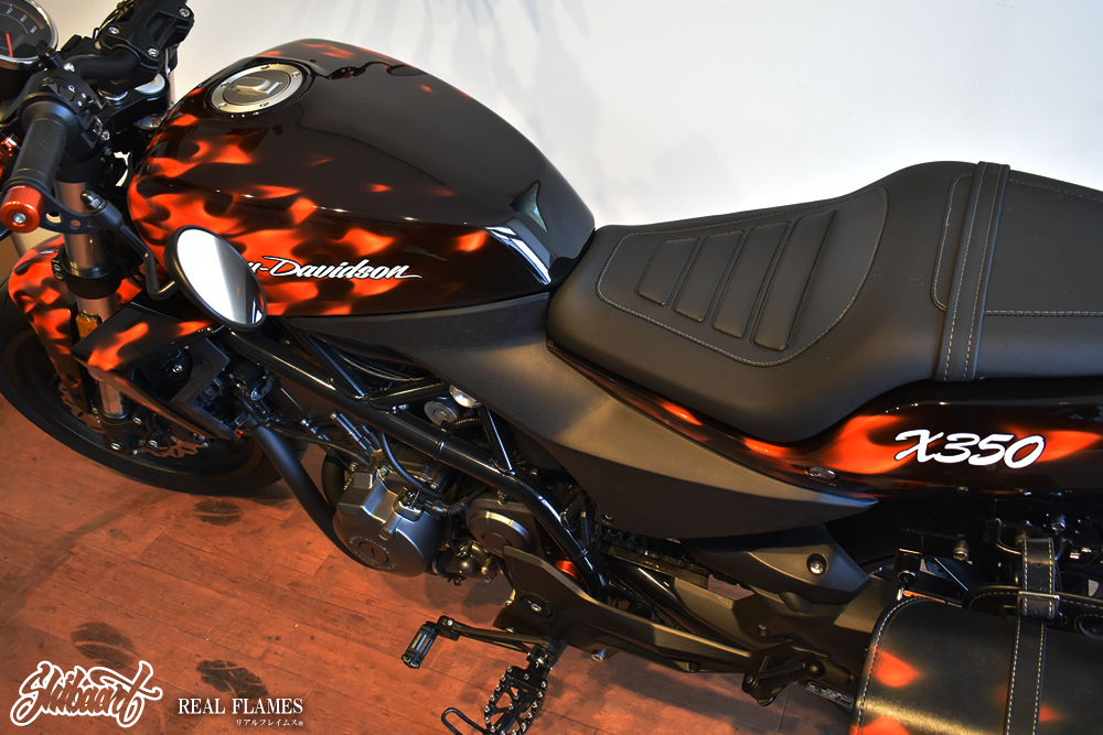 HARLEY DAVIDSON X350 リアルフレイムス フルカラー 施工例2