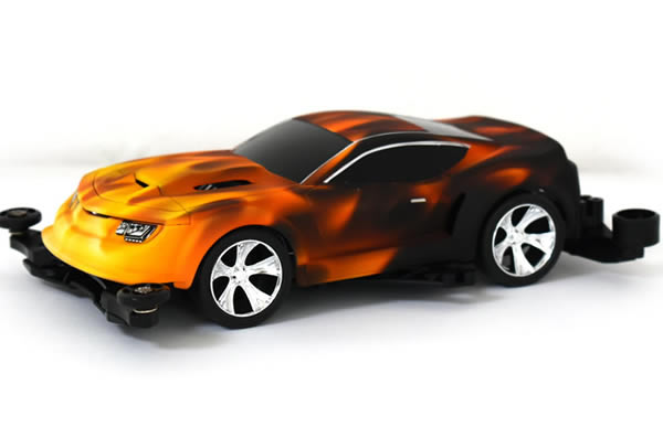 ミニ４駆にリアルフレイムスのカスタムペイントを施した施工例　　