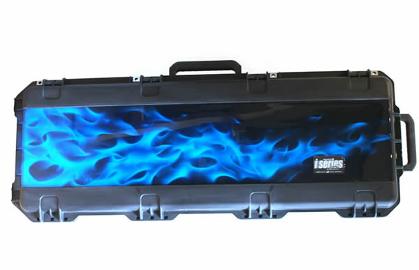 ギターケースにリアルフレイムスのカスタムペイントを施した施工例　　