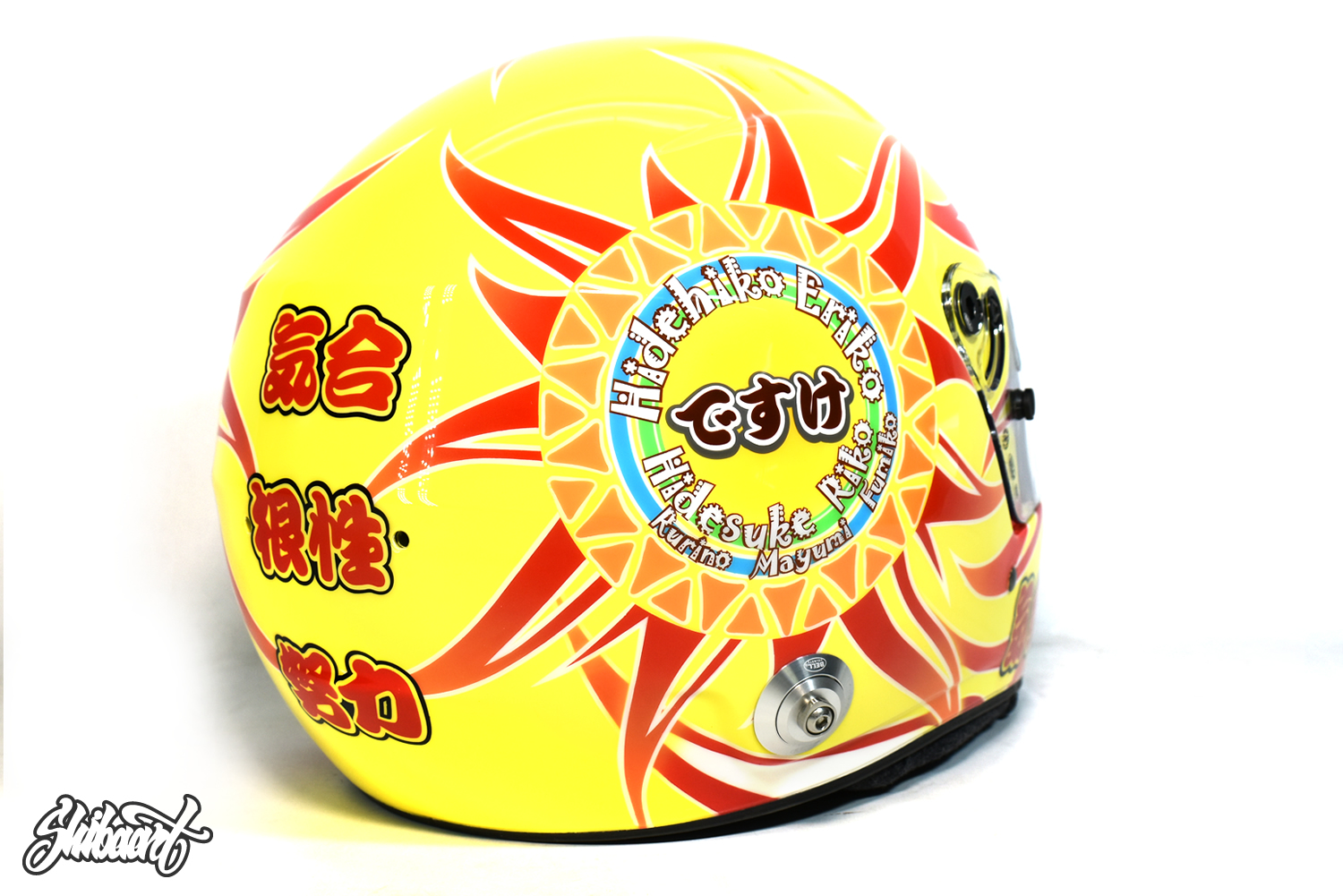 BELLヘルメット GT6 カーボンシリーズ カスタムペイント 背面の施工例