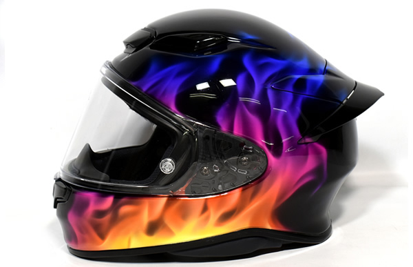 ＳＨＯＥＩ　Ｚ－８にリアルフレイムスのカスタムペイントを施した施工例