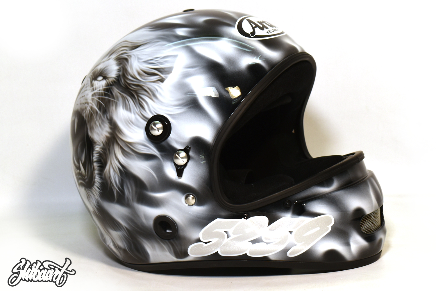 ARAI競艇用ヘルメット 野田昇吾選手 ホワイトライオンデザイン