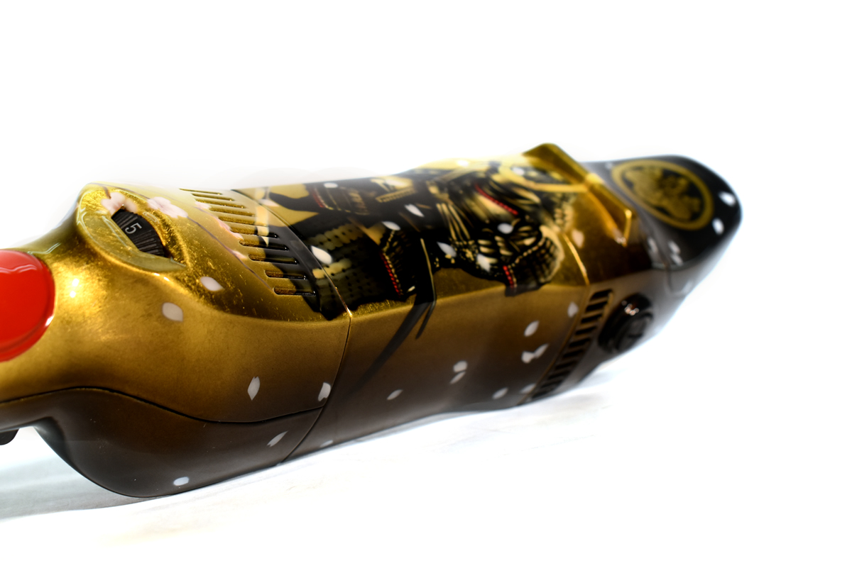 純金箔アートを施した工具ポリッシャー 施工例1