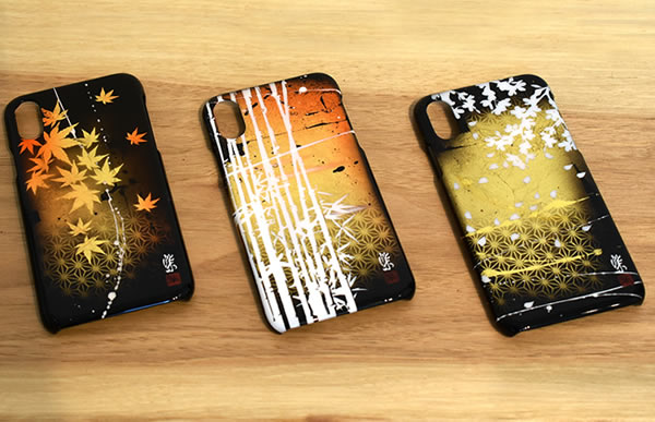 純金箔を贅沢に使用した高級スマートフォンケースの施工例　